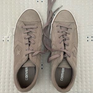 Unisex Suede Gray Converse